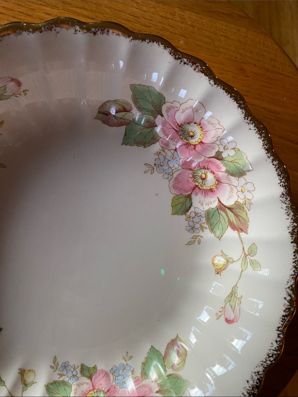 1940’s Limoges-American China Rose Scalloped Transfer Ware 8” bowls set of 2 - Picture 6 of 10